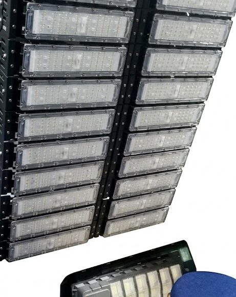 2000w solar flood light