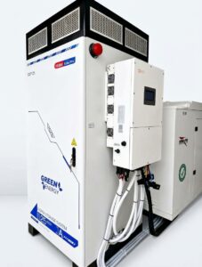 125kWh solar energy storage system with 50kVA hybrid inverter for commercial and residential power backup