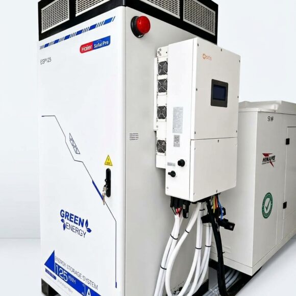 125kWh solar energy storage system with 50kVA hybrid inverter for commercial and residential power backup